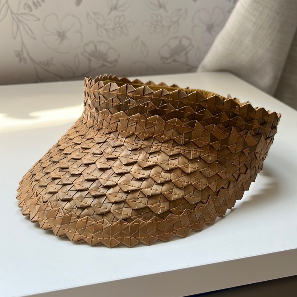 fini the label child straw Palm visor
